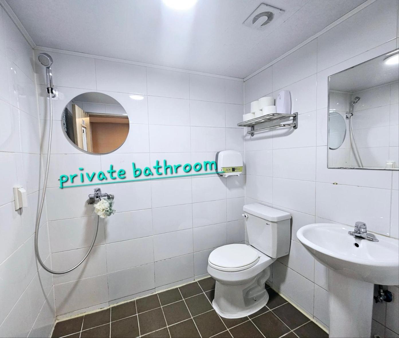 Hongdae Guest House Room#G#E#D#R#M Szöul Kültér fotó